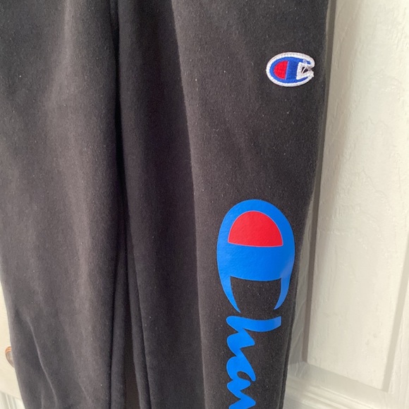 Champion Youth Medium Black Sweatpants - Picture 3 of 3